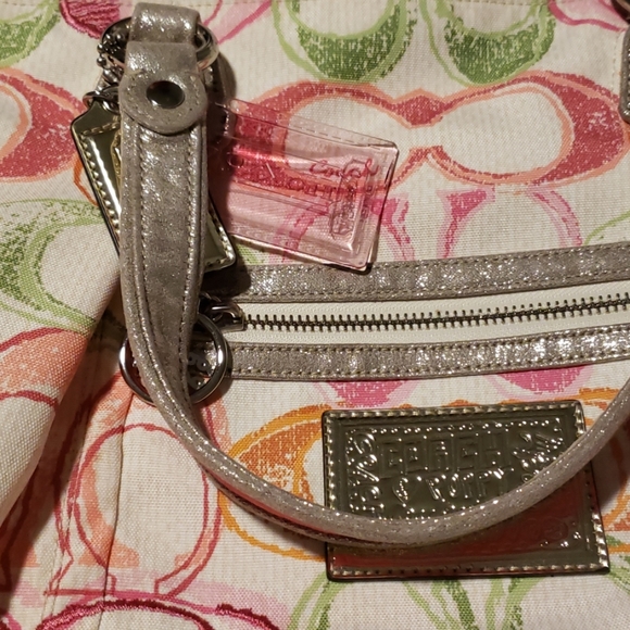 Coach purse - Picture 3 of 6